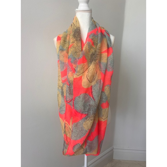 Accessories - Circular scarf